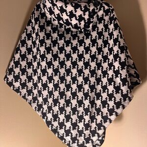 Last Kiss Black and White Houndstooth Jacket